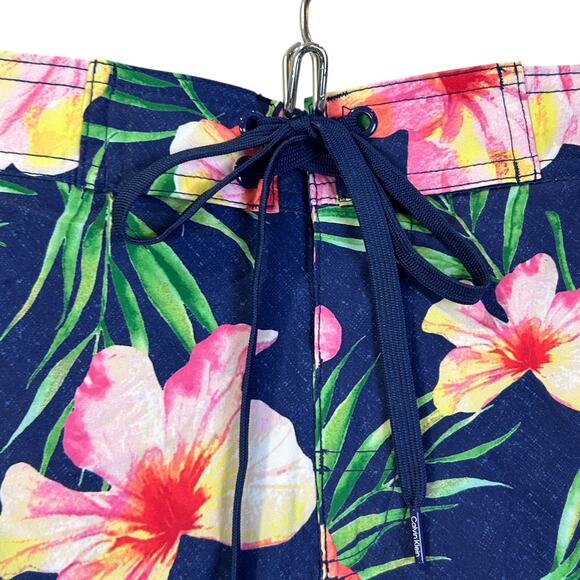 Calvin Klein Stretch E Board Shorts Swim Trunks Floral CB2KS019 Men’s Small NWT - Picture 4 of 11